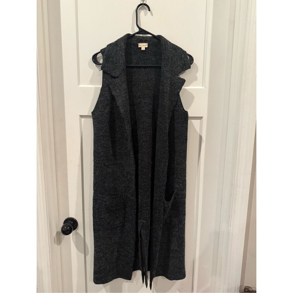 Hem & Thread Gray Sweater Long Vest sz S